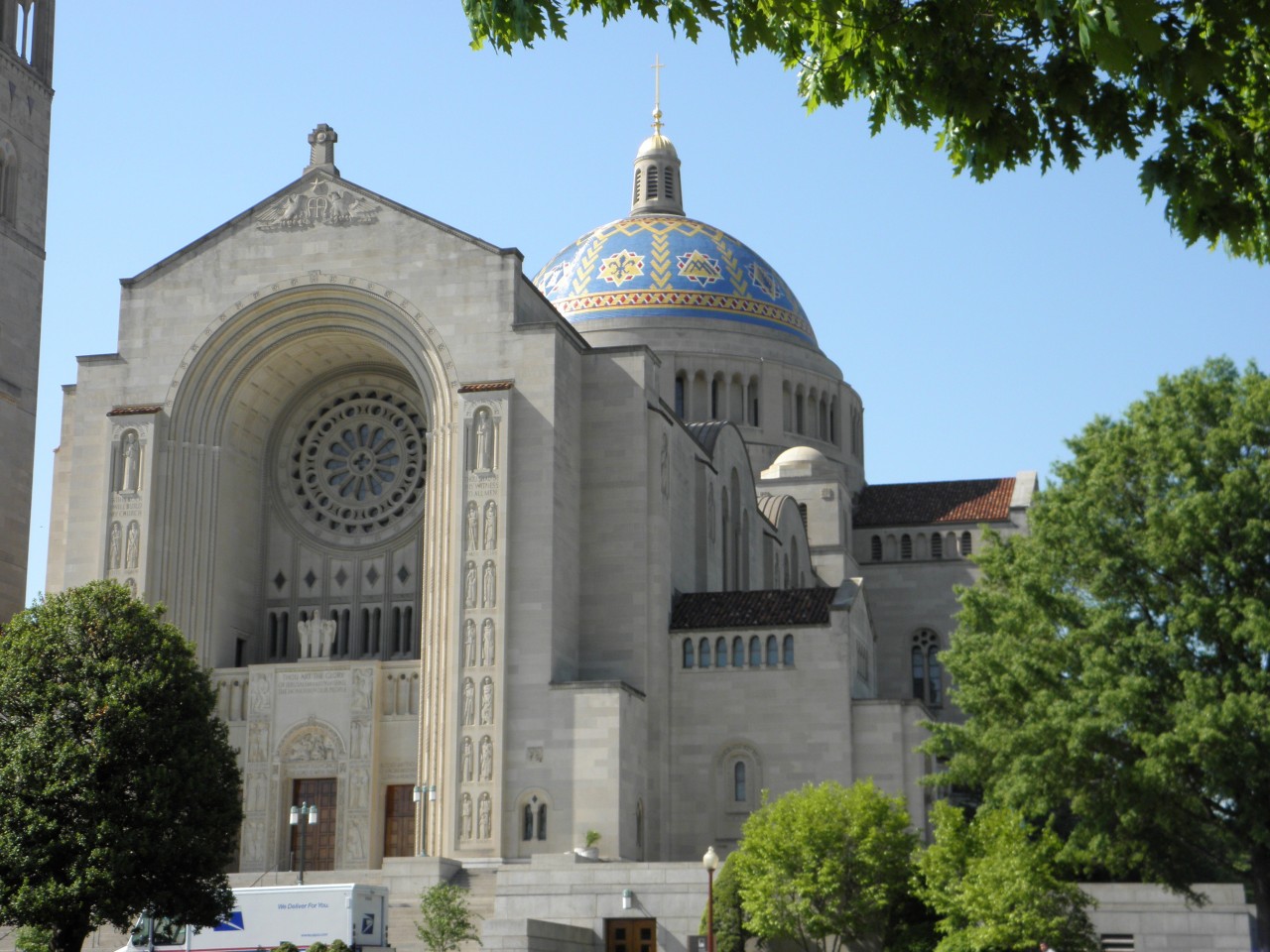 Basilica of the National Shrine – Right Side